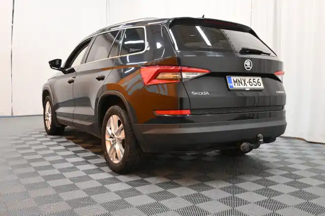 Musta Maastoauto, Skoda Kodiaq – MNX-656