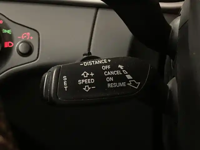 Valkoinen Farmari, Audi A4 – MNZ-157