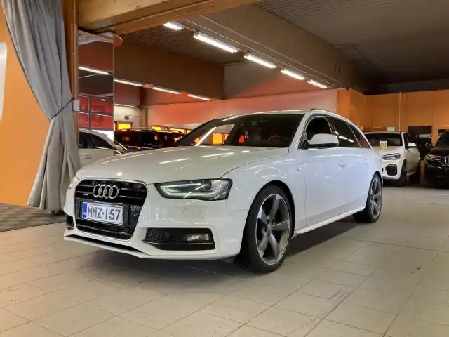 Valkoinen Farmari, Audi A4 – MNZ-157