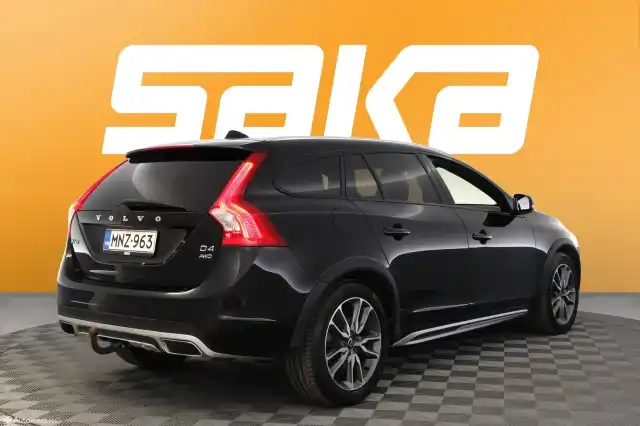 Musta Farmari, Volvo V60 Cross Country – MNZ-963