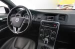 Musta Farmari, Volvo V60 Cross Country – MNZ-963, kuva 10