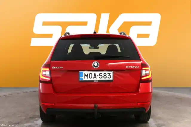 Punainen Farmari, SKODA OCTAVIA – MOA-583