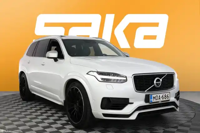 Valkoinen Maastoauto, Volvo XC90 – MOA-686