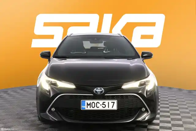 Musta Farmari, Toyota Corolla – MOC-517