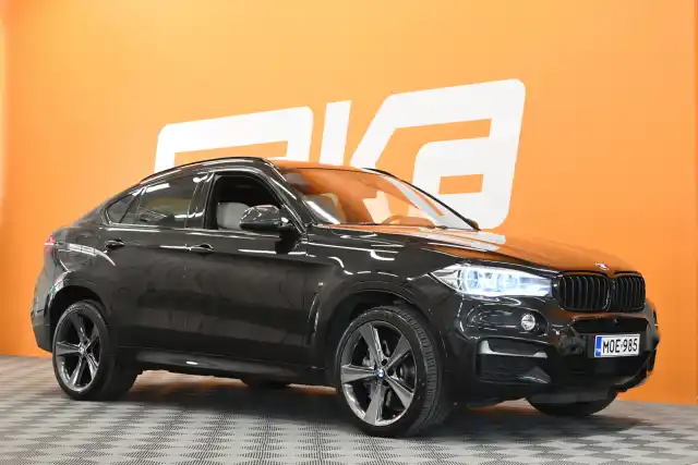 Musta Maastoauto, BMW X6 – MOE-985