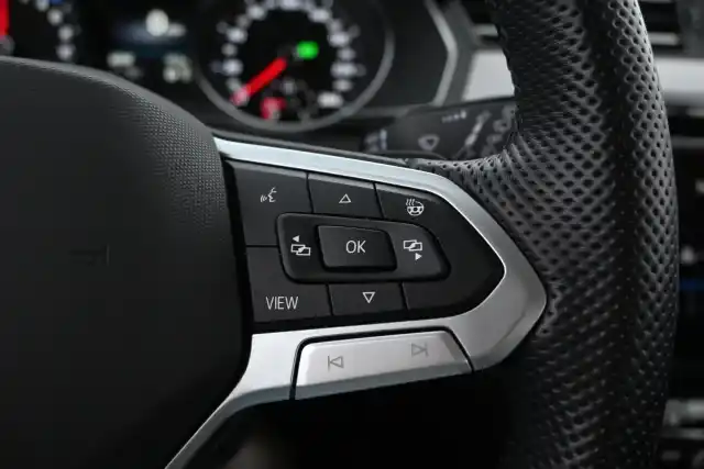Musta Farmari, Volkswagen Passat – MOH-717