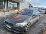 Sininen Farmari, BMW 530 – MOJ-158, kuva 1