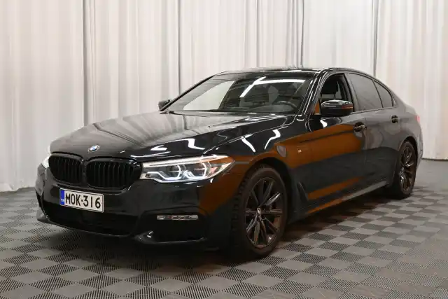 Musta Sedan, BMW 540 – MOK-316