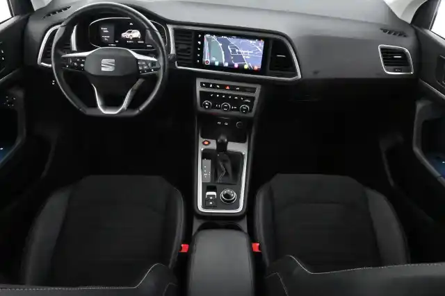 Sininen Maastoauto, Seat Ateca – MOK-887