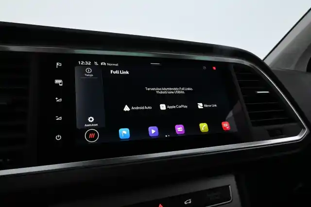 Sininen Maastoauto, Seat Ateca – MOK-887