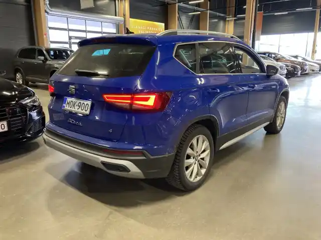Sininen Maastoauto, Seat Ateca – MOK-900