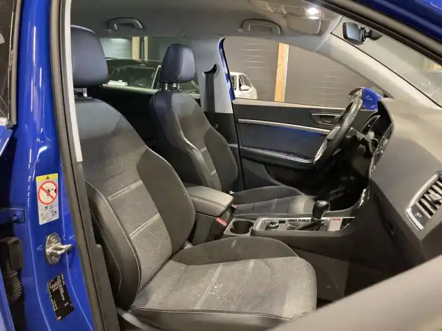 Sininen Maastoauto, Seat Ateca – MOK-900