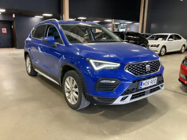 Sininen Maastoauto, Seat Ateca – MOK-900