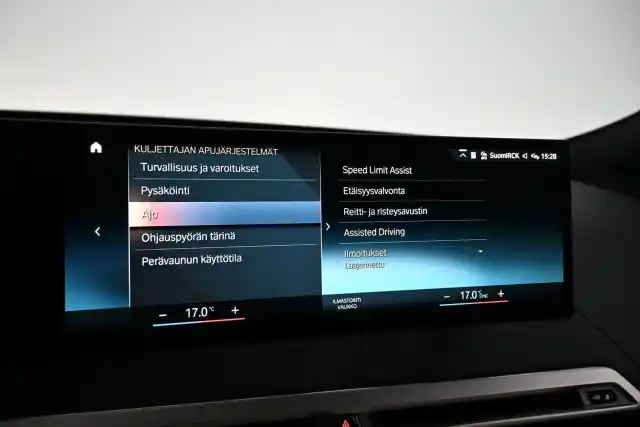 Harmaa Maastoauto, BMW iX – MOM-472