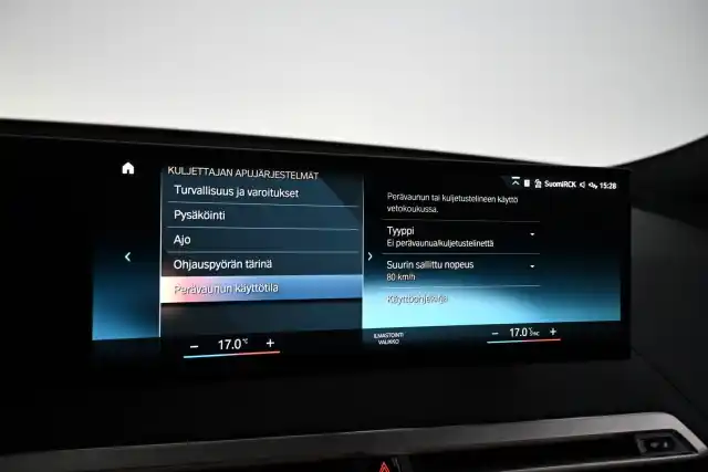 Harmaa Maastoauto, BMW iX – MOM-472
