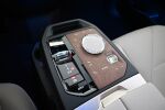 Harmaa Maastoauto, BMW iX – MOM-472, kuva 43
