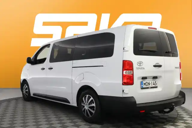 Valkoinen Tila-auto, Toyota Proace Verso – MON-145