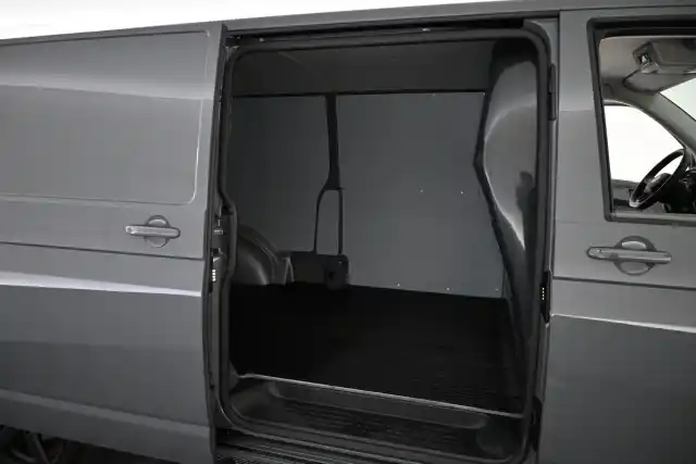 Harmaa Pakettiauto, Volkswagen Transporter – MOR-470