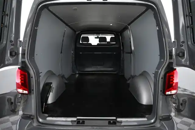 Harmaa Pakettiauto, Volkswagen Transporter – MOR-470