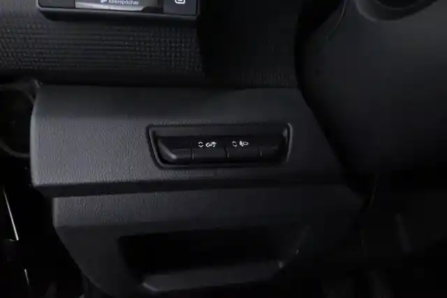Musta Pakettiauto, Renault Trafic – MOS-793