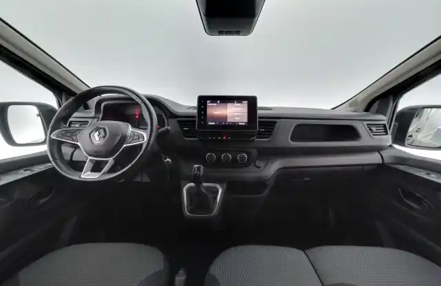 Musta Pakettiauto, Renault Trafic – MOS-793