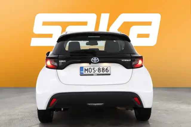 Valkoinen Viistoperä, Toyota Yaris – MOS-886