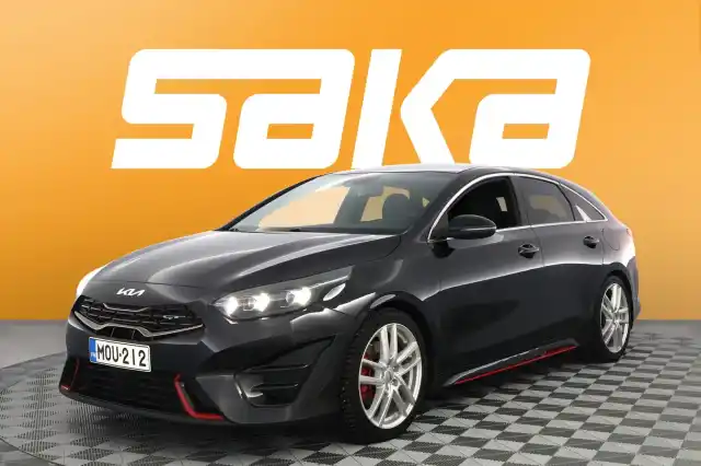 Musta Farmari, Kia ProCeed – MOU-212