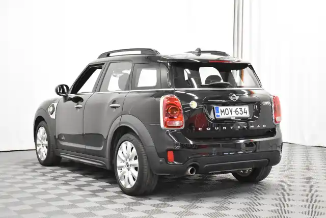 Musta Farmari, Mini Countryman – MOV-634