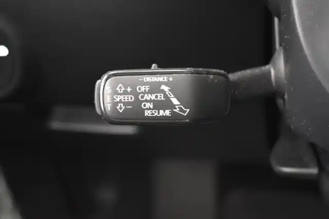 Harmaa Farmari, Skoda Superb – MOV-636