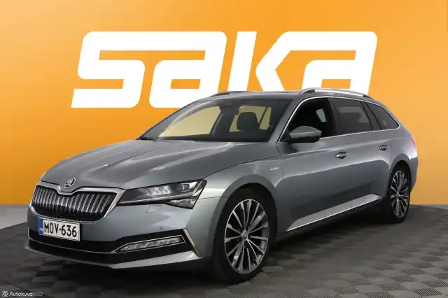 Harmaa Farmari, Skoda Superb – MOV-636