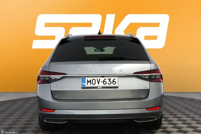 Harmaa Farmari, Skoda Superb – MOV-636