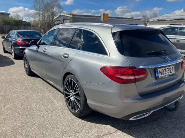 Harmaa Farmari, Mercedes-Benz C – MOZ-321