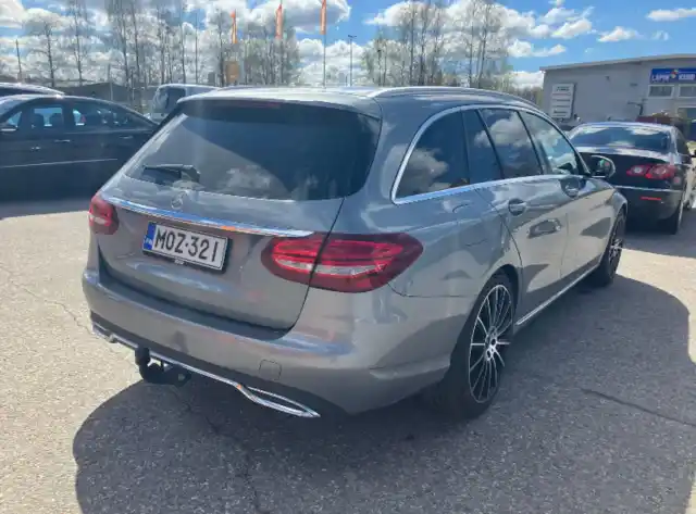 Harmaa Farmari, Mercedes-Benz C – MOZ-321