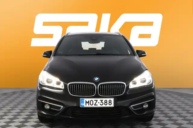 Musta Tila-auto, BMW 225 – MOZ-388