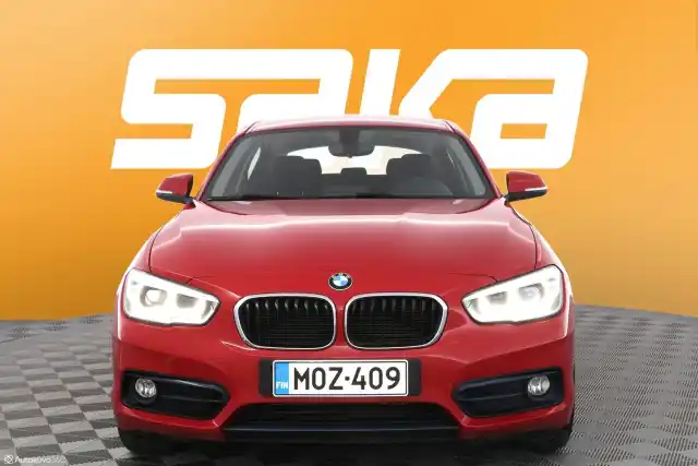 Punainen Viistoperä, BMW 118 – MOZ-409