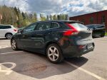 Musta Viistoperä, Volvo V40 – MOZ-600, kuva 2