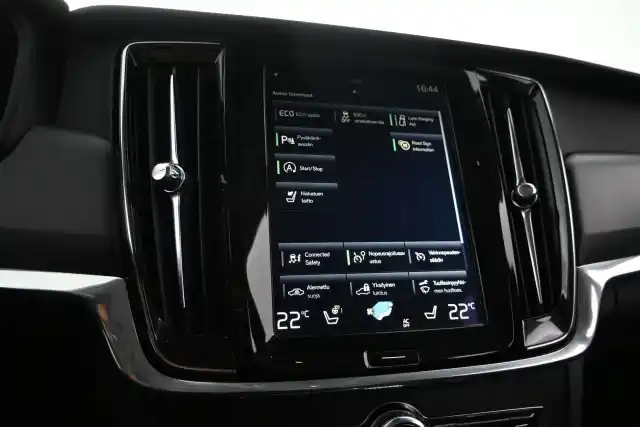 Musta Farmari, Volvo V90 – MPC-587