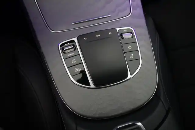 Valkoinen Farmari, Mercedes-Benz E – MPK-168