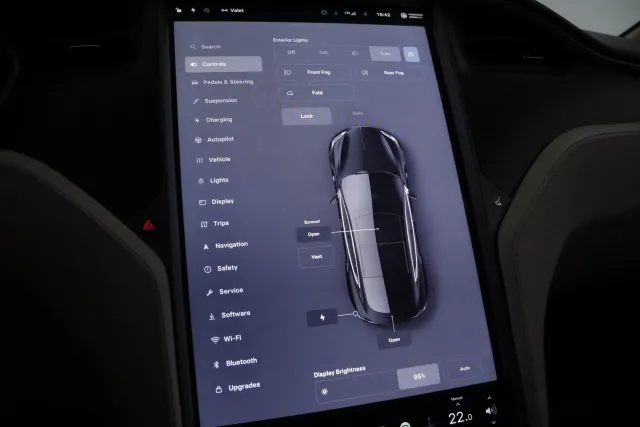 Musta Sedan, Tesla Model S – MPL-953