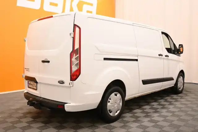 Valkoinen Pakettiauto, Ford Transit Custom – MPM-874