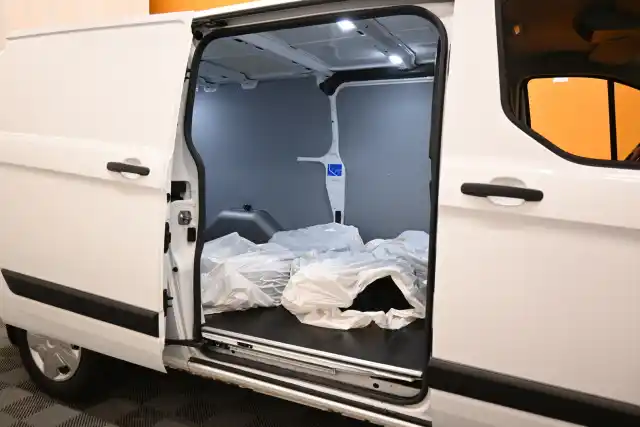 Valkoinen Pakettiauto, Ford Transit Custom – MPM-874