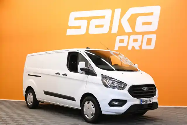 Valkoinen Pakettiauto, Ford Transit Custom – MPM-874