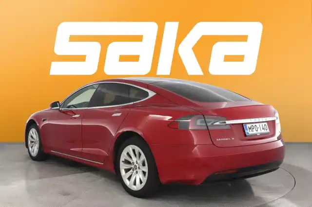 Punainen Sedan, Tesla Model S – MPO-140