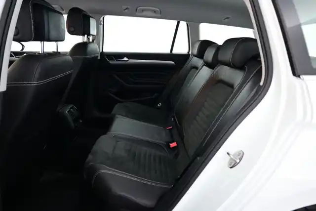 Valkoinen Farmari, Volkswagen Passat – MPO-528