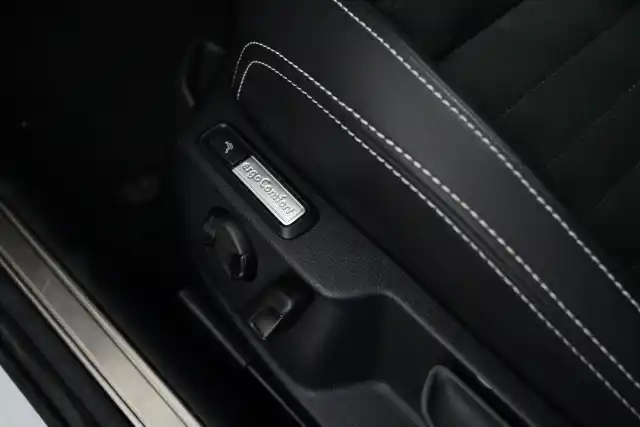 Valkoinen Farmari, Volkswagen Passat – MPO-528
