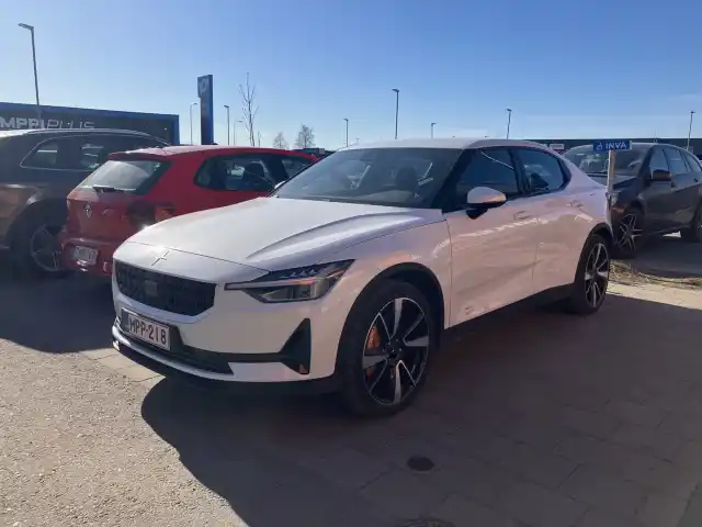 Valkoinen Sedan, Polestar 2 – MPP-218