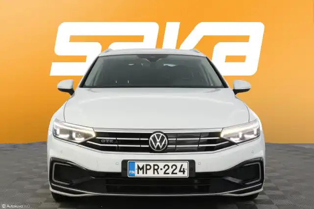 Valkoinen Farmari, Volkswagen Passat – MPR-224