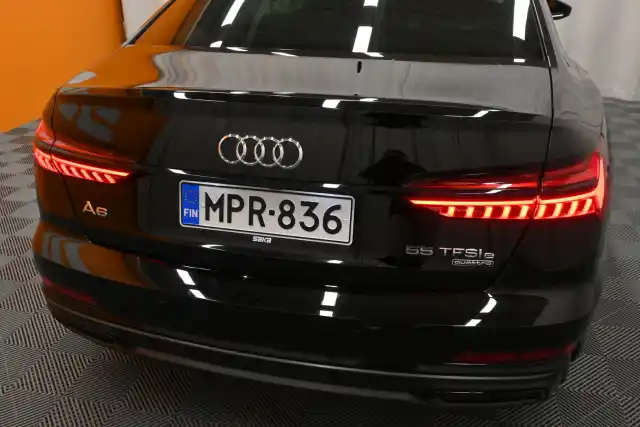 Musta Sedan, Audi A6 – MPR-836