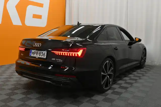 Musta Sedan, Audi A6 – MPR-836