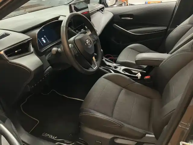 Harmaa Farmari, Toyota Corolla – MPS-358